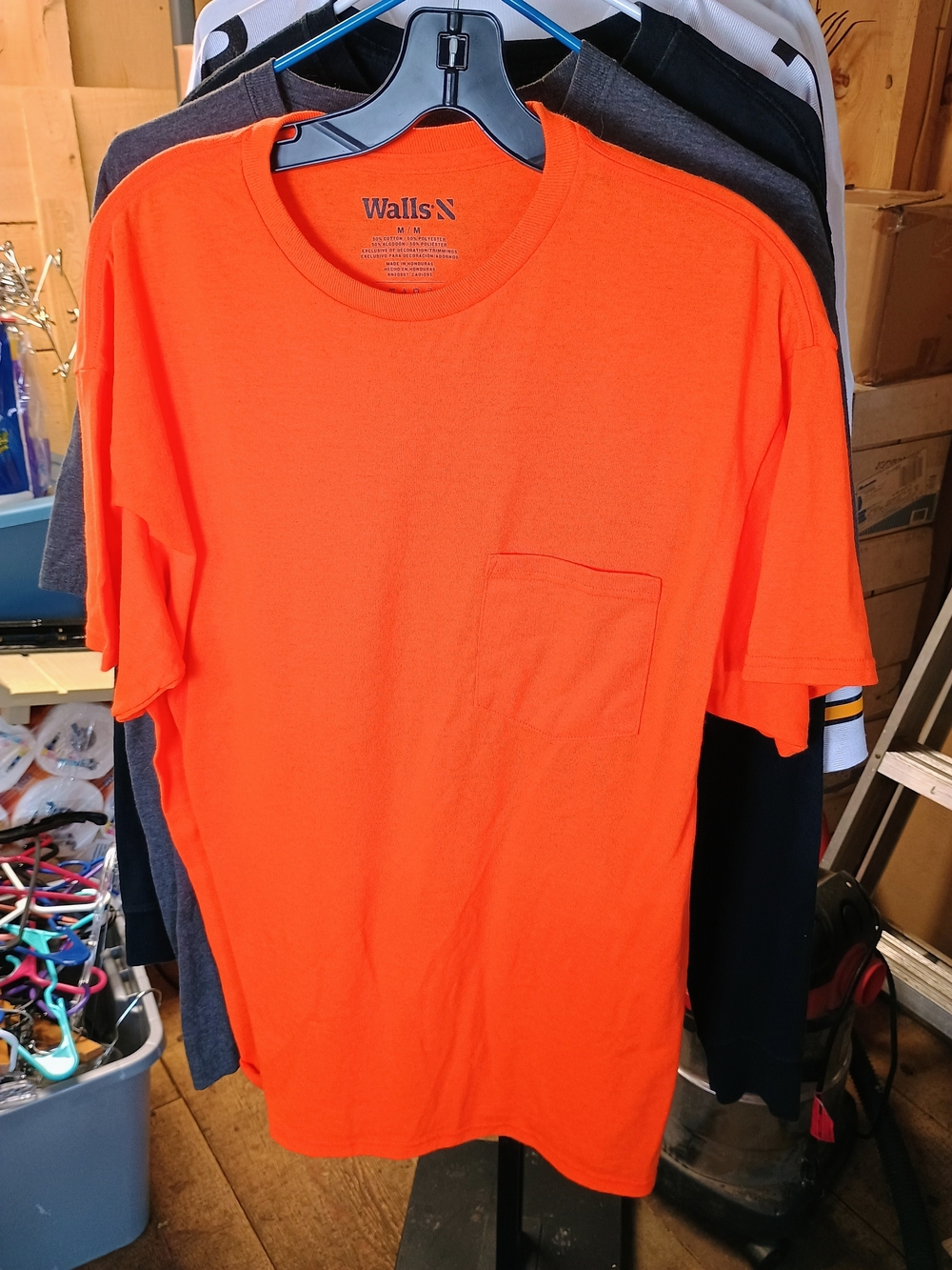 Walls Bright Orange Short-Sleeve Pocket Crew T-Shirt Bin 32